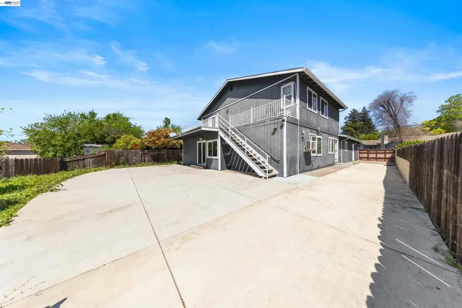 2102 Overhill Rd, Concord, CA 94520 - #3