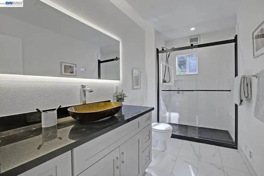 6956 Sayre Drive, Oakland, CA 94611 - #2