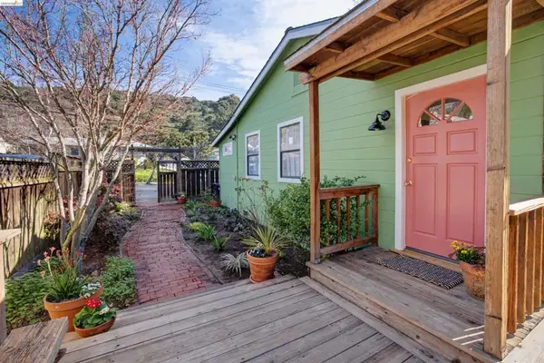 4753 Mountain Blvd, Oakland, CA 94619