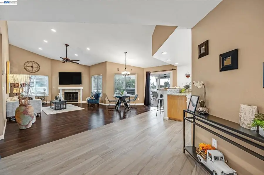 2101 2101 Portside Ct, Discovery Bay, CA 94505 - #3