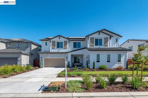 713 River Bend Dr, Lathrop, CA 95330