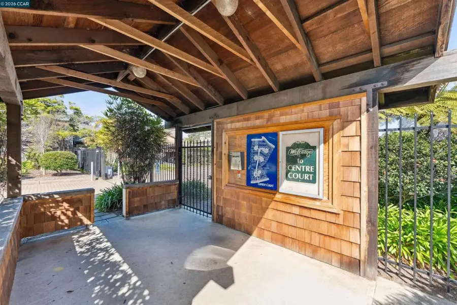 405 Centre Court, Alameda, CA 94502 - #2