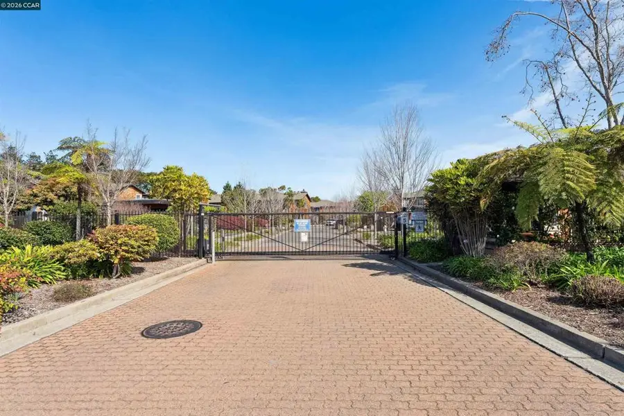 405 Centre Court, Alameda, CA 94502 - #3