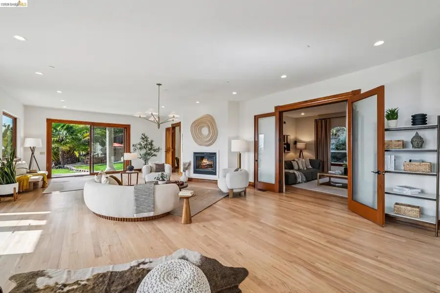 33 33 Somerset Rd, Oakland, CA 94611 - #3