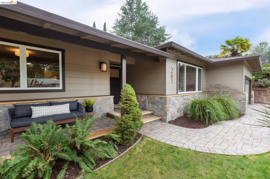 261 261 Silverado Ct, Oakland, CA 94605 - #3