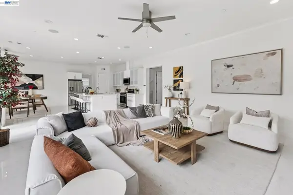 2848 E Cog Hill Ter, Dublin, CA 94568