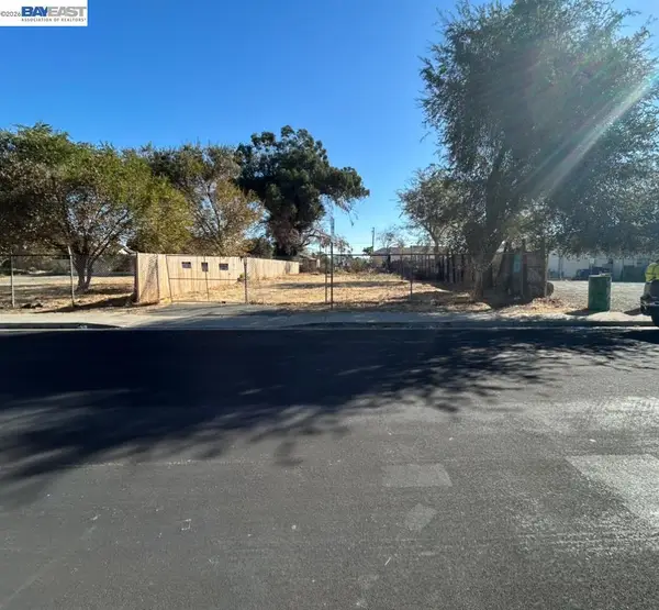 64 S Bella Monte Ave, Bay Point, CA 94565