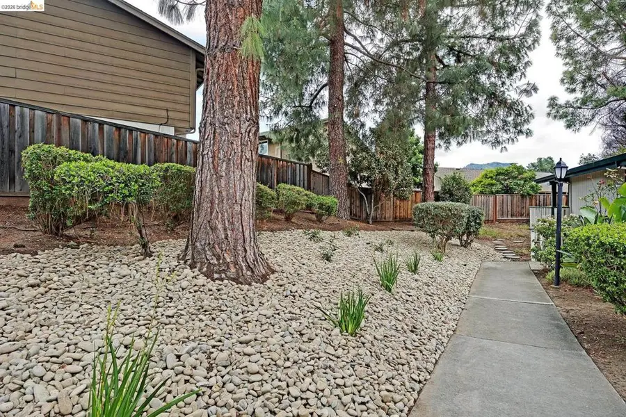 5425 5425 Concord Blvd #H2, Concord, CA 94521 - #3