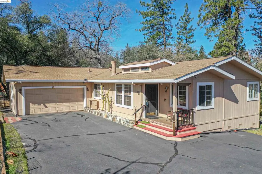 12690 Mueller Dr, Groveland, CA 95321 - #1