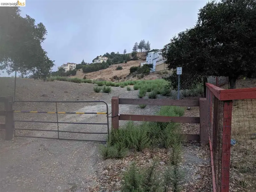 0 Redwood Rd, Oakland, CA 94619 - #3