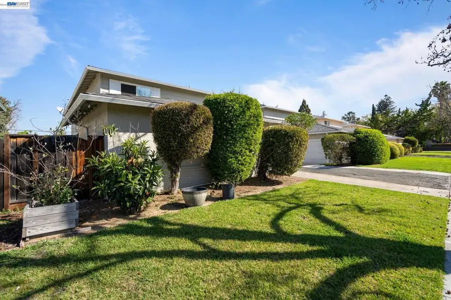 19423 Greenwood Dr, Cupertino, CA 95014 - #2
