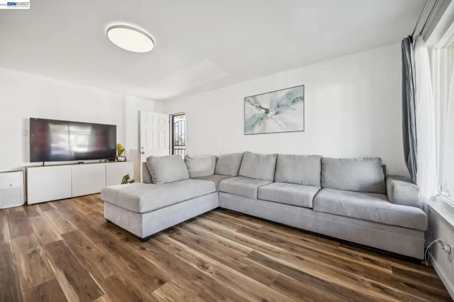 1321 Delwood St, Vallejo, CA 94591 - #2