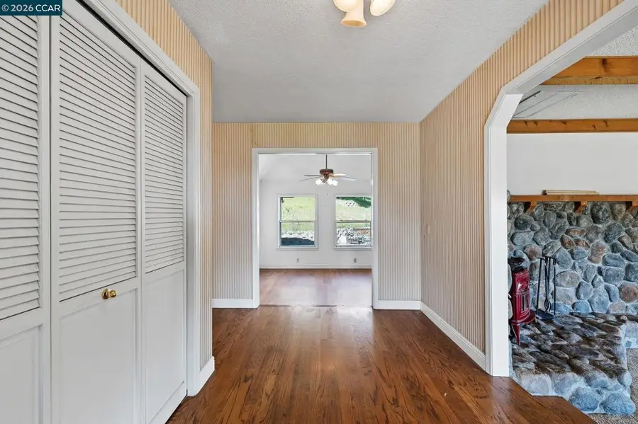 1055 1055 Itow Ct, Penryn, CA 95663 - #3