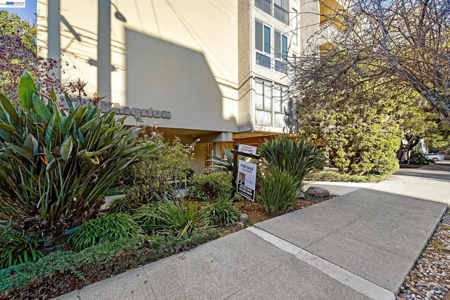 771 Kingston Ave #104, Oakland, CA 94611 - #2