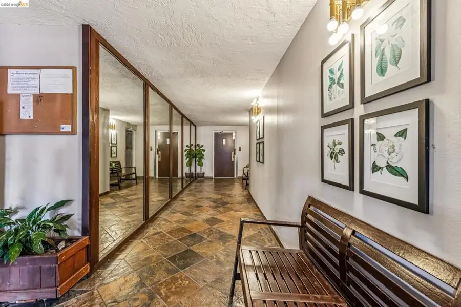 199 199 Montecito Ave #105, Oakland, CA 94610 - #3