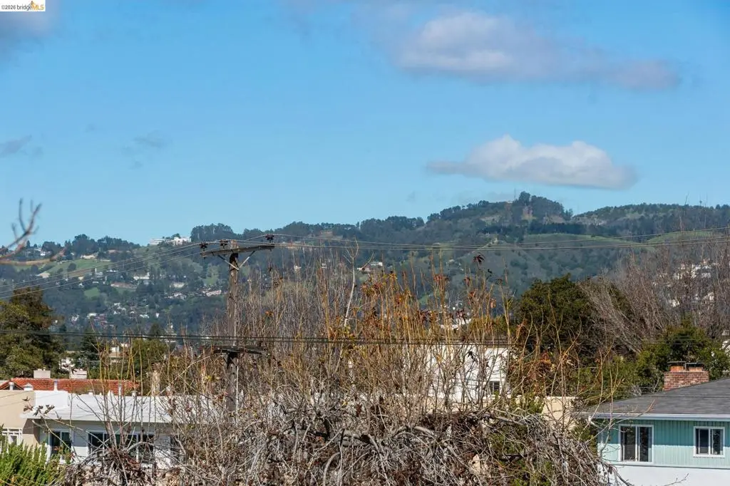 330 Vernon St #301, Oakland, CA 94610 - #1