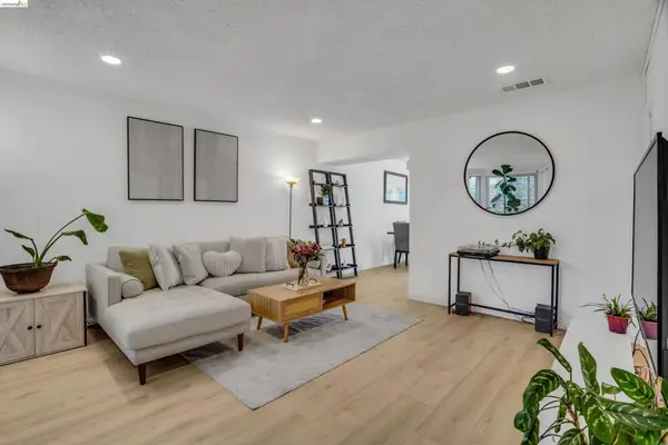 1260 1260 Pine Creek Way #I, Concord, CA 94520