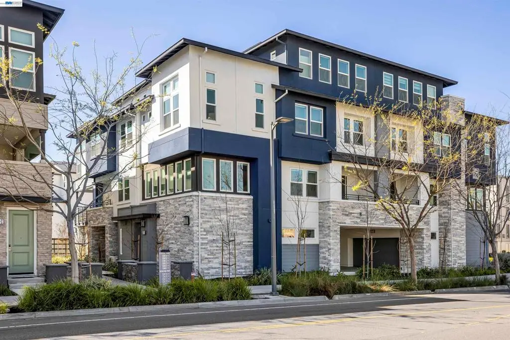 5767 Iron Horse Pkwy #D, Dublin, CA 94568 - #1