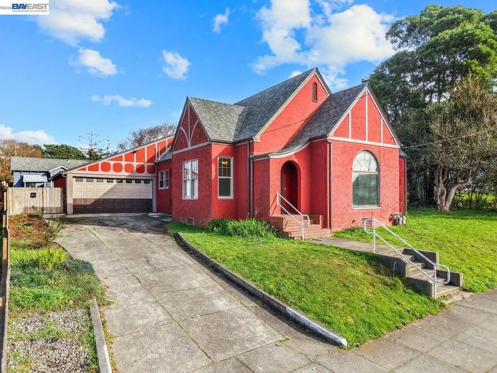 2303 Union St, Eureka, CA 95501 - #1