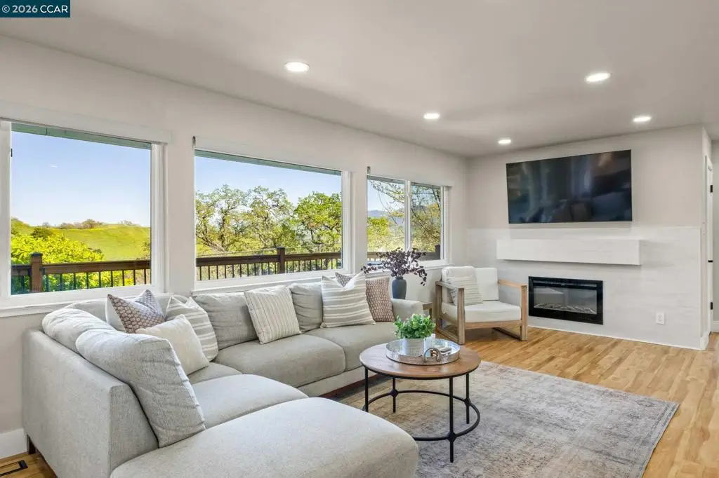 100 Hillcroft Way, Walnut Creek, CA 94597 - #1