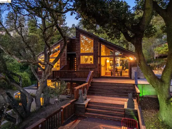 1179 Keith Ave, Berkeley, CA 94708