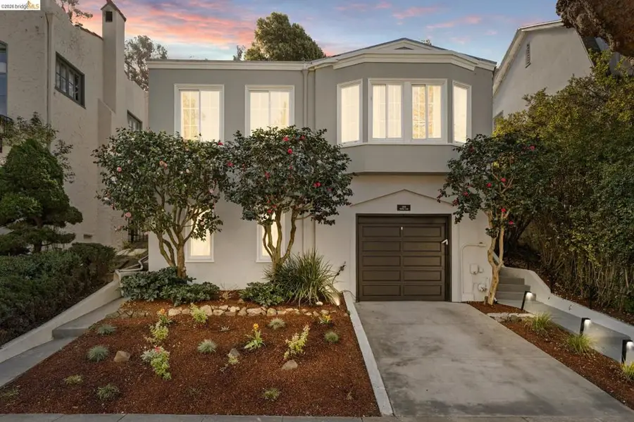 1019 Trestle Glen Rd, Oakland, CA 94610 - #2