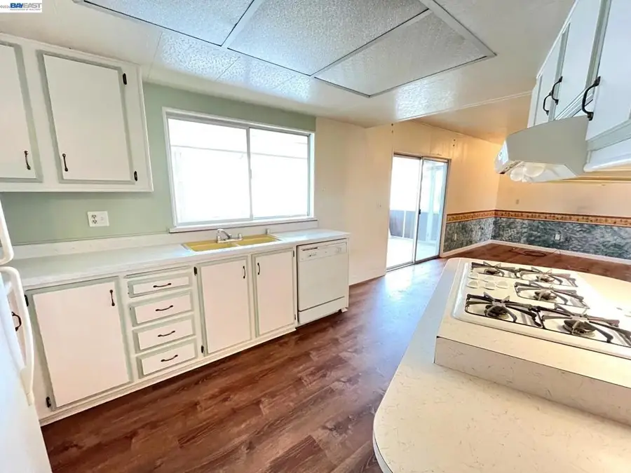 4141 Deep Creek Rd, Fremont, CA 94555 - #2