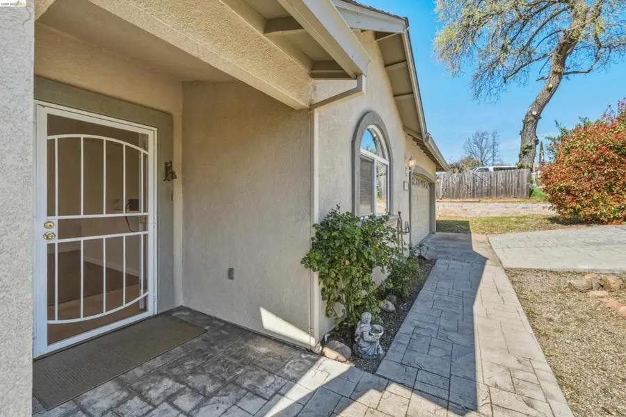 17800 Rolling Oaks Dr., Jamestown, CA 95327 - #2