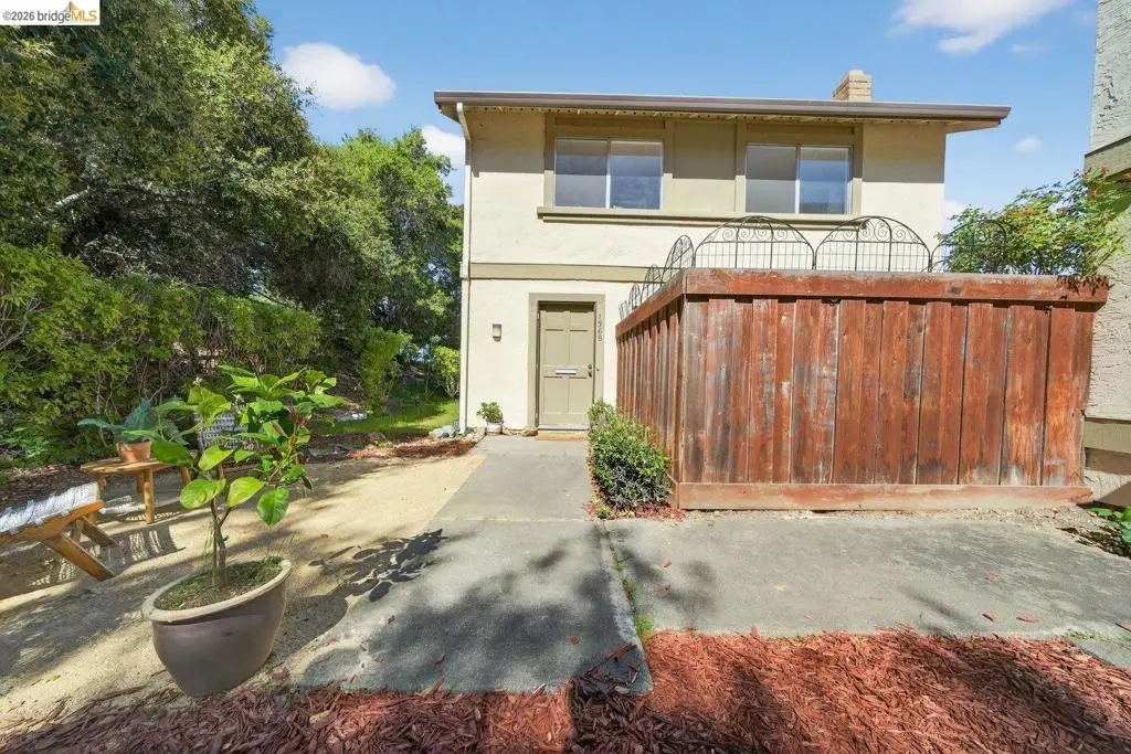 1368 Ridgecrest Rd, Pinole, CA 94564 - #1