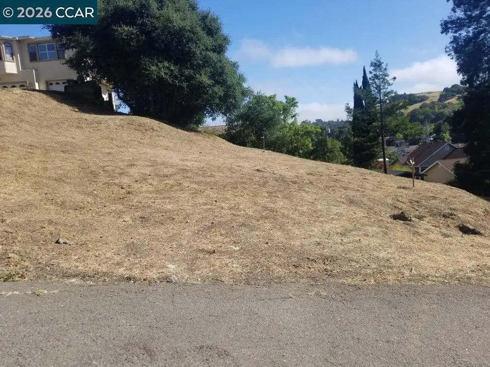 2525 Brandt St, Pinole, CA 94564 - #1