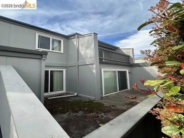 1175 Kenwal Rd #B, Concord, CA 94521 - #1