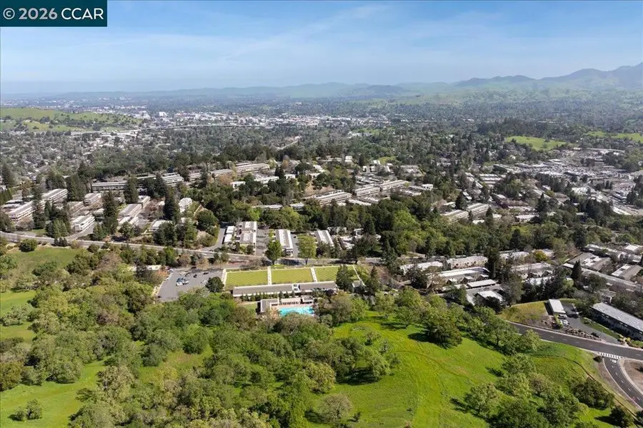 2100 Skycrest Dr #12, Walnut Creek, CA 94595 - #2