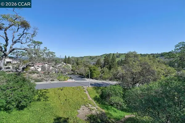3711 Terra Granada Dr #3A, Walnut Creek, CA 94595