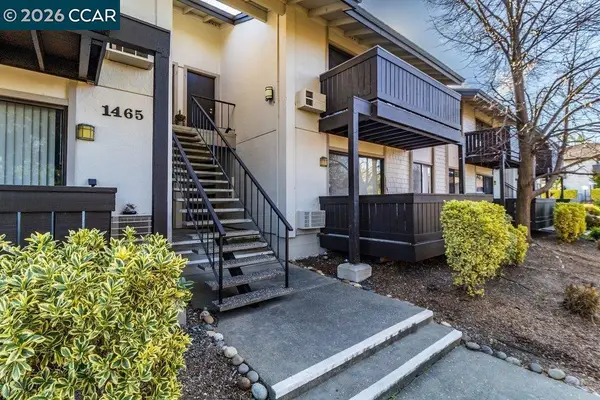 1465 Marchbanks Dr #4, Walnut Creek, CA 94598