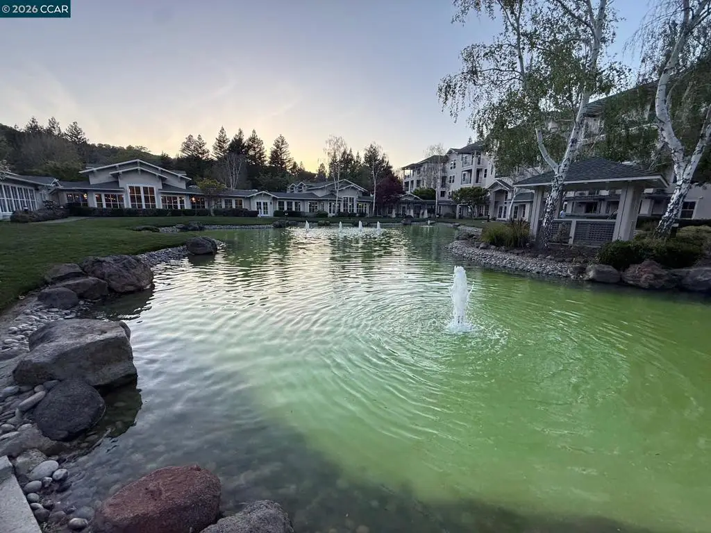 1860 Tice Creek Dr #1442, Walnut Creek, CA 94595 - #1