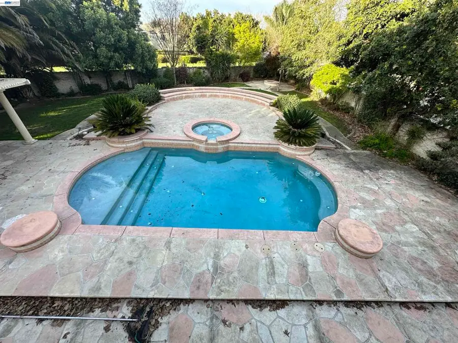 4111 Riverbrook Ct, Stockton, CA 95219 - #3