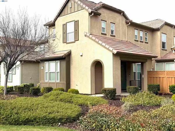 277 W Saint Francis Ave, Mountain House, CA 95391