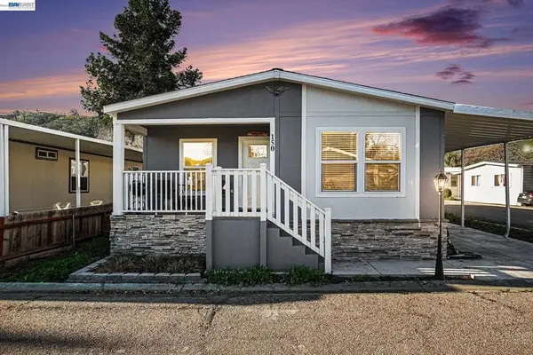 16711 Marsh Creek Rd, Clayton, CA 94517