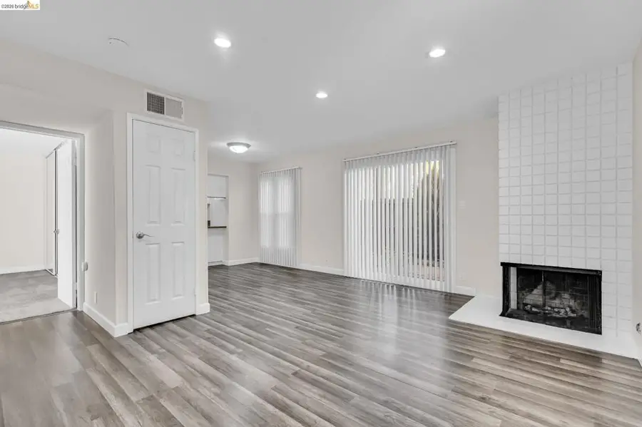 1942 Desert Cir, Walnut Creek, CA 94598 - #2