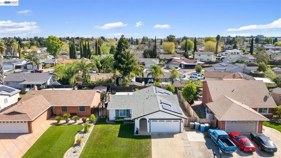 1143 Bedford, Vacaville, CA 95687 - #3