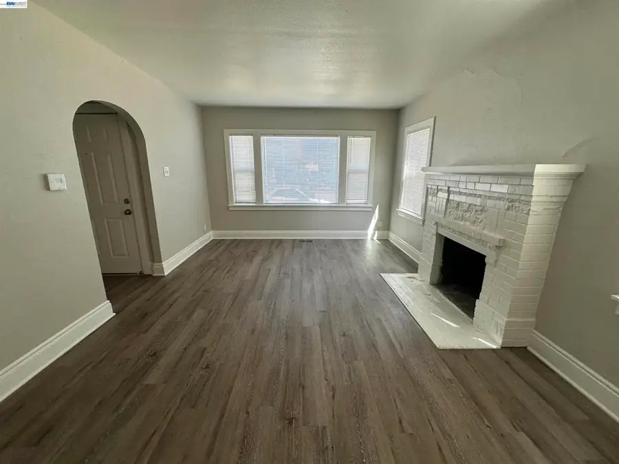 444 E 12th St, Pittsburg, CA 94565 - #3