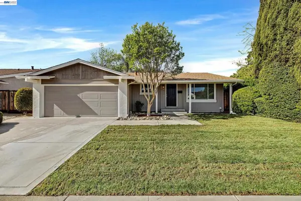 4061 Holland Dr, Pleasanton, CA 94588
