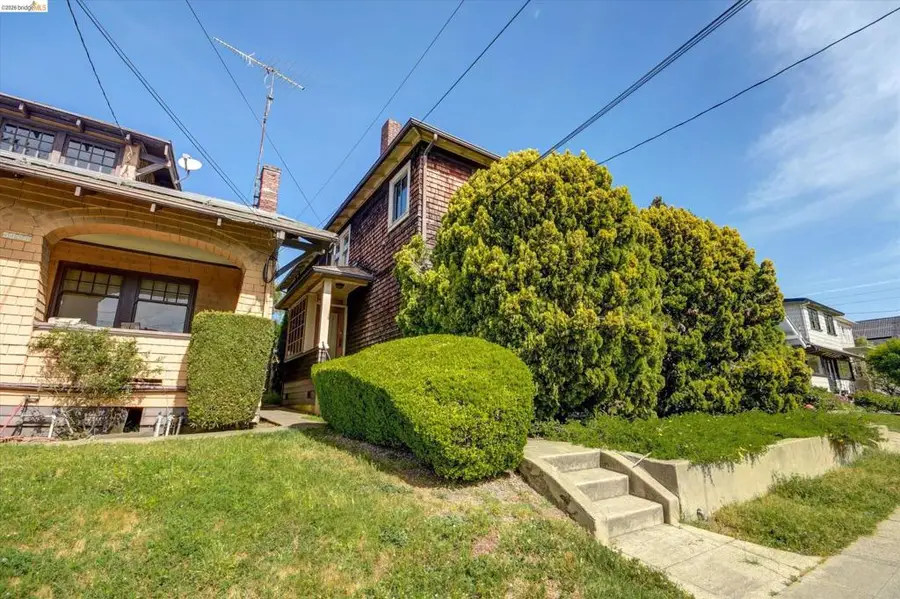 5570 Taft Ave, Oakland, CA 94618 - #2
