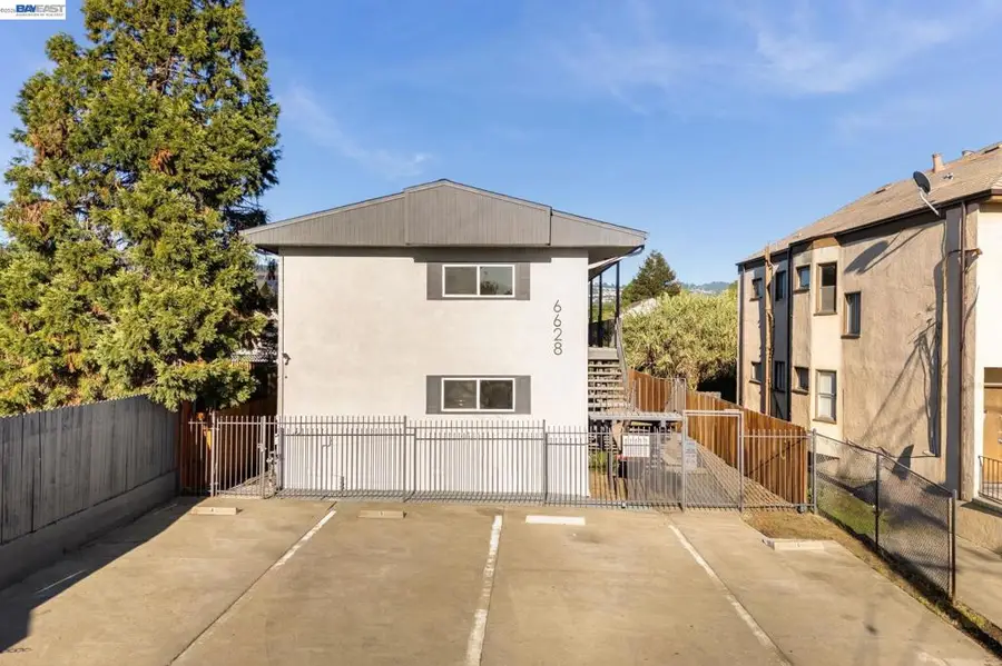 6628 Helen Ct, Oakland, CA 94608 - #2