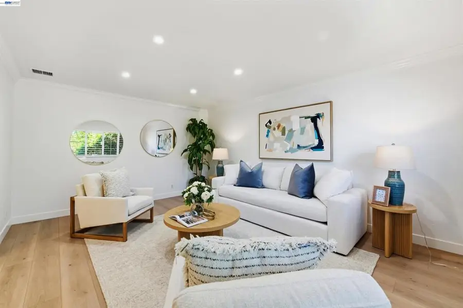 4572 Theresa Ave, Fremont, CA 94538 - #3