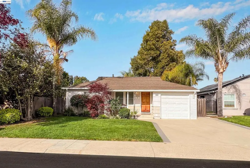 32287 Ithaca St, Hayward, CA 94544 - #1