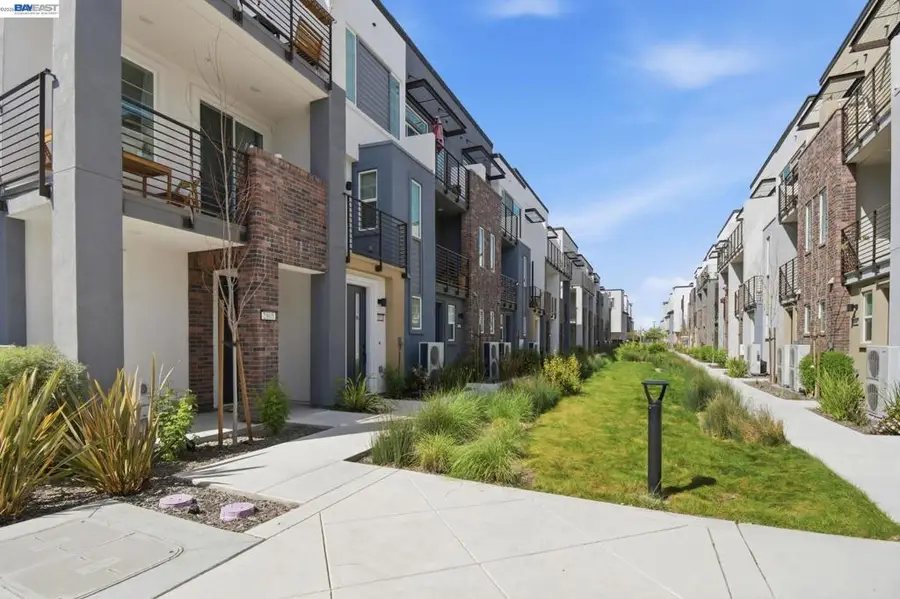 2811 Cathwood Ln, Alameda, CA 94501 - #3