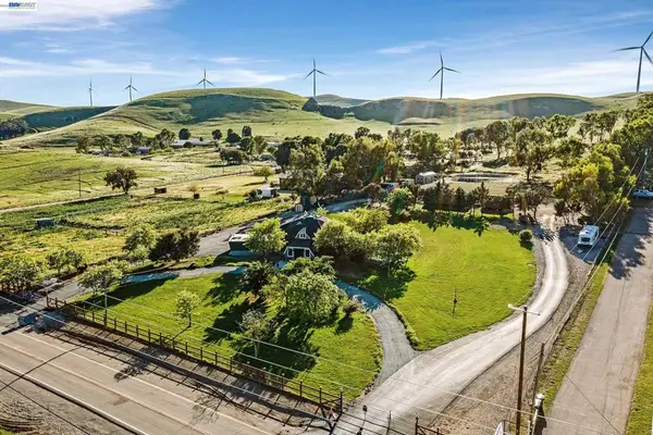 4002 Dyer Rd, Livermore, CA 94551