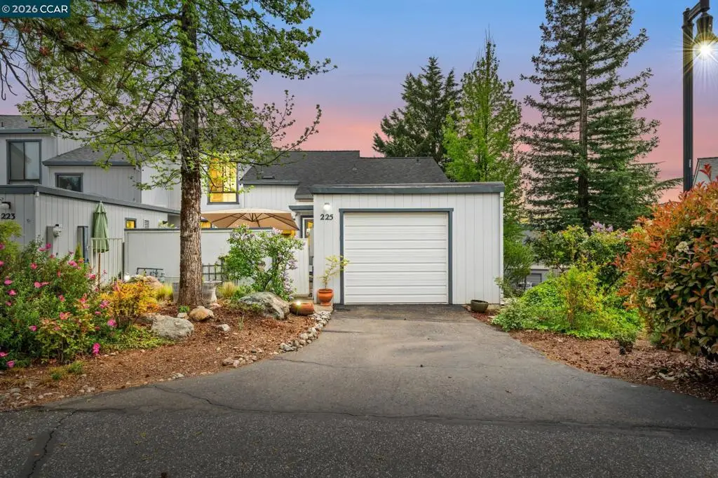 225 Woodside Ct, Grass Valley, CA 95945 - #1