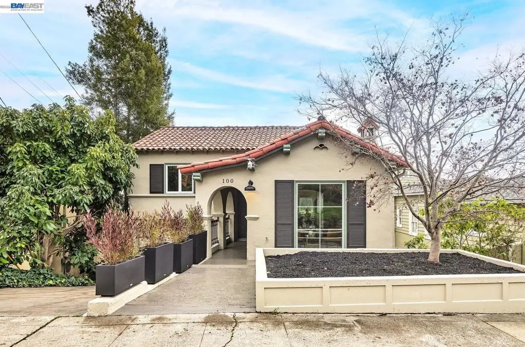 100 Sonia St., Oakland, CA 94618 - #1